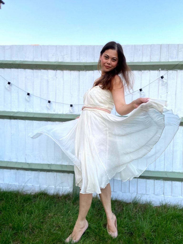Crepe White dress forever new 