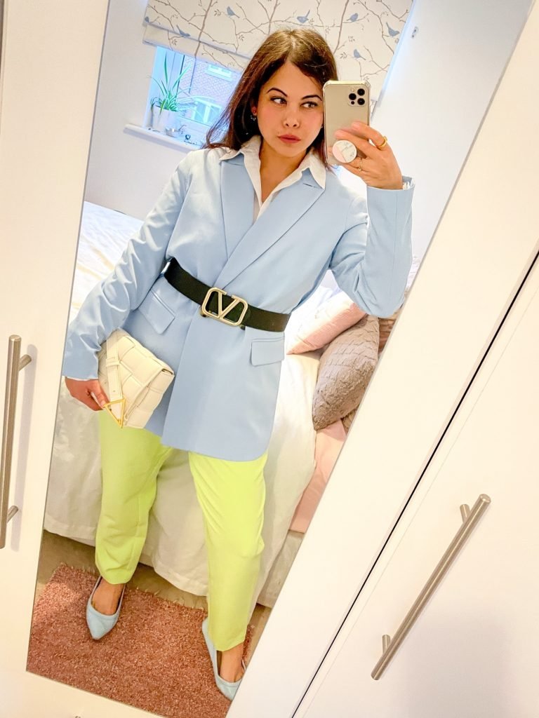 Pastel outfit, Blazer and trouser outfit, Valentino belt. Bottega Veneta bag. Colour me in style