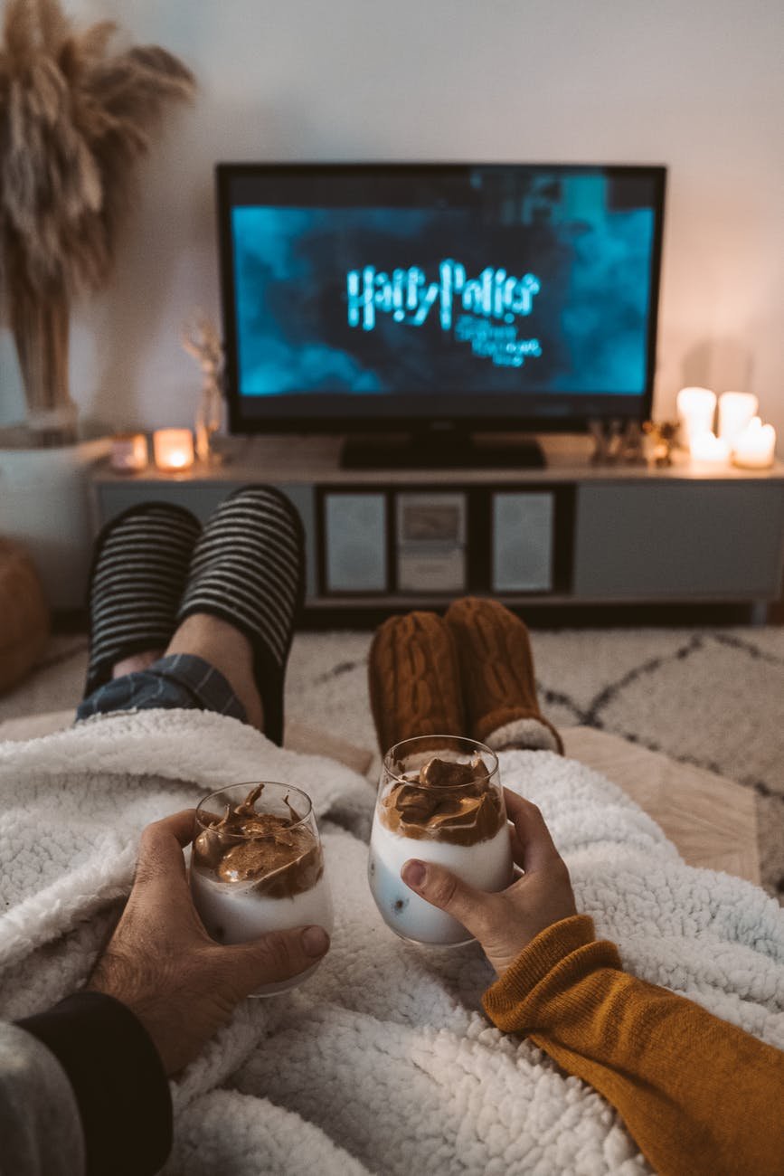 10 Ideas for valentines day at home
Harry potter and dalgona coffee , movie marathon ideas for valentine.