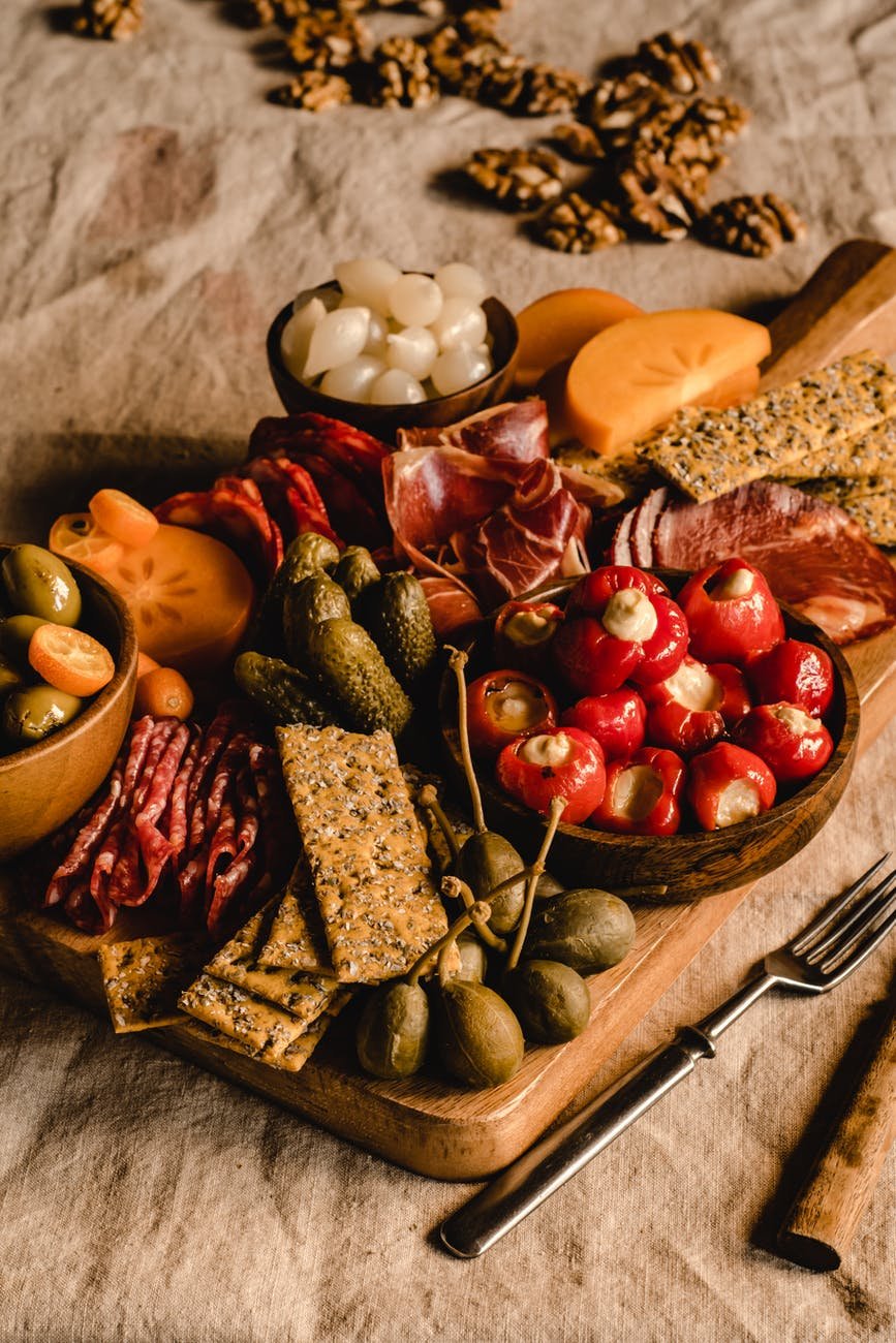 10 Ideas for valentines day at home  Charcuterie board ideas 