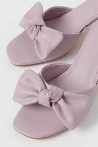 Lilac mules for summer
