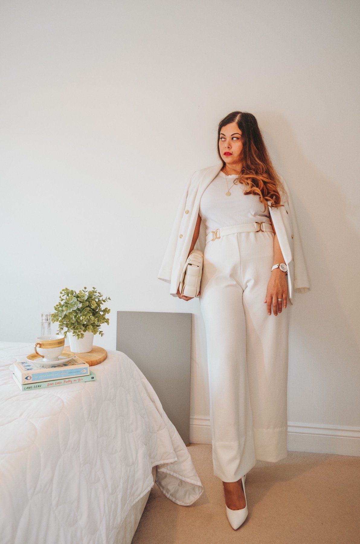 All white suit French Style autumn look 