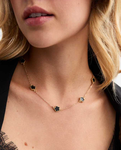 Gold Tone Flower Necklace | New Look