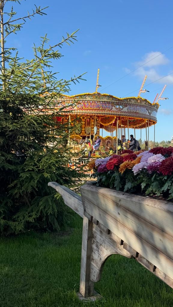 Vintage carousel at Tulleys pumpkin festival